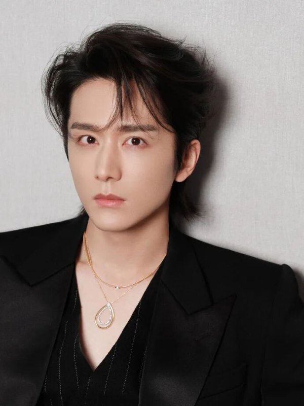 牛达人配资 太疯狂！知名男演员报警